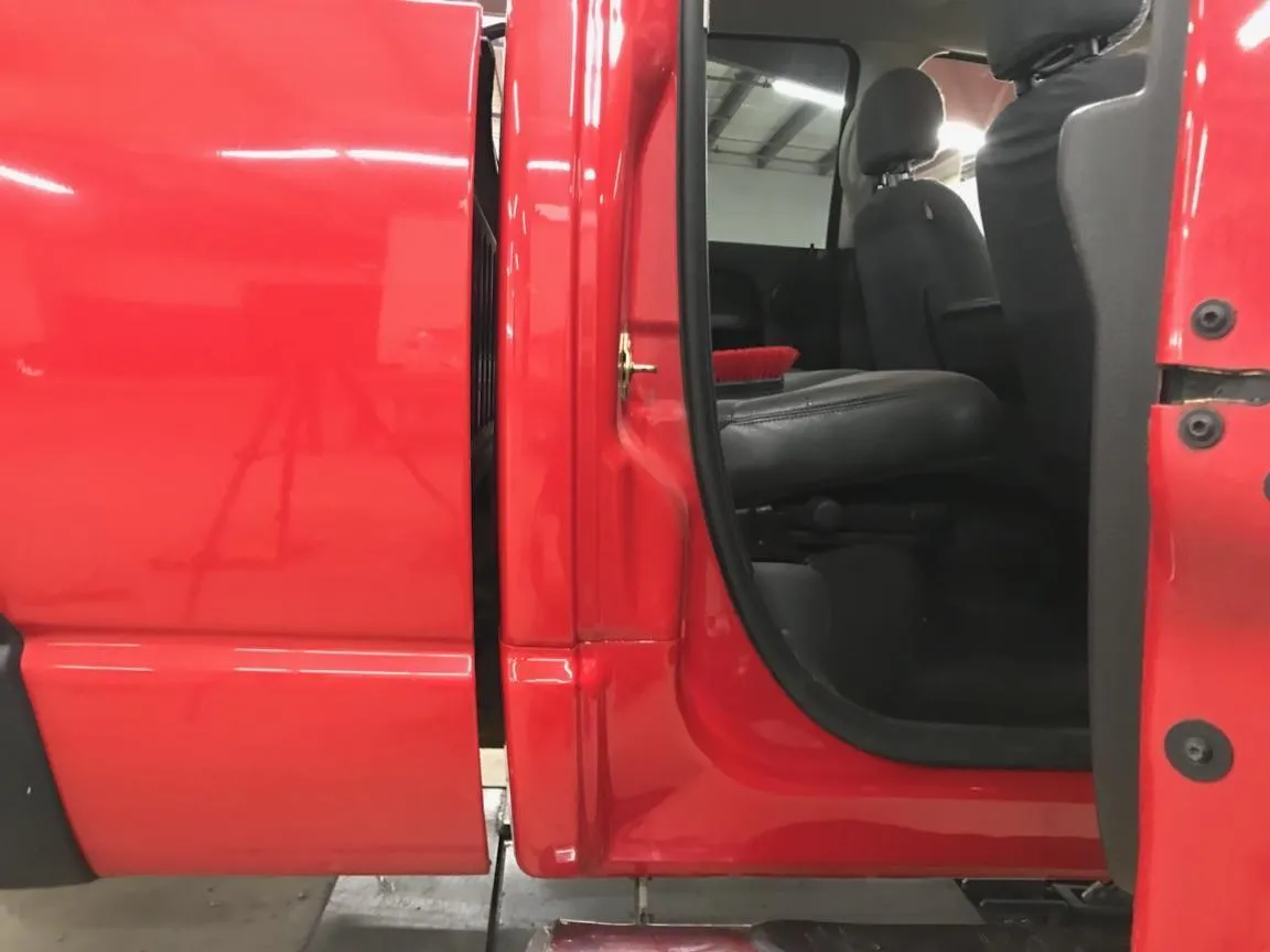 '02-'08 Ram Quad Cab, Slip On Rocker Panel   Cab Corner Cover