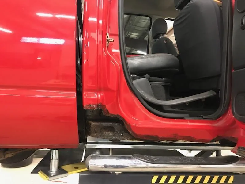 '02-'08 Ram Quad Cab, Slip On Rocker Panel   Cab Corner Cover
