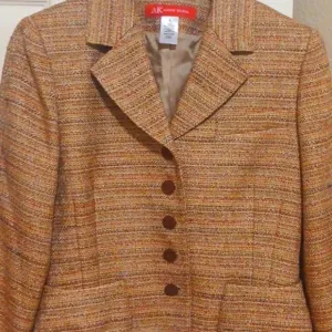 AK Cropped Tweed Blazer