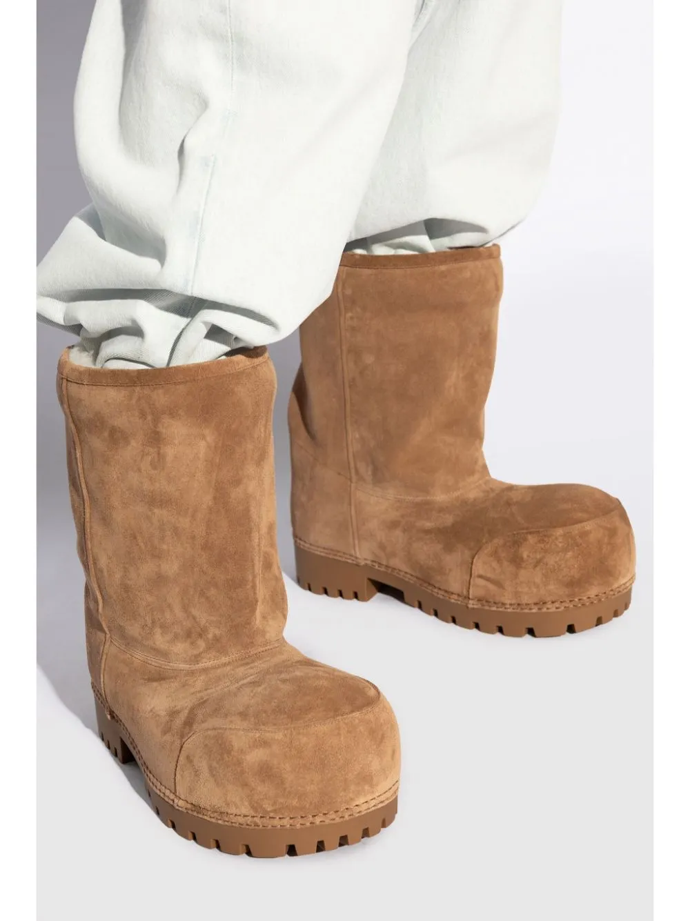 ANKLE BOOTS