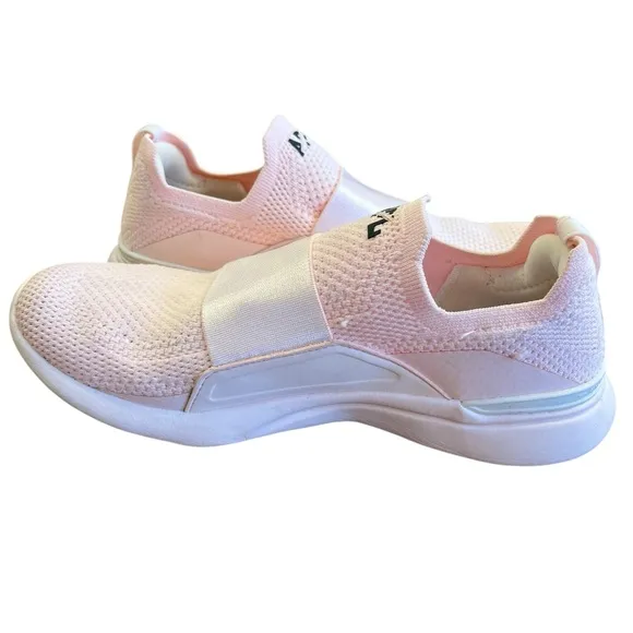 APL Pink Techloom Bliss Sneakers Sz 7.5 Slip On Travel Comfort Casual Athletic