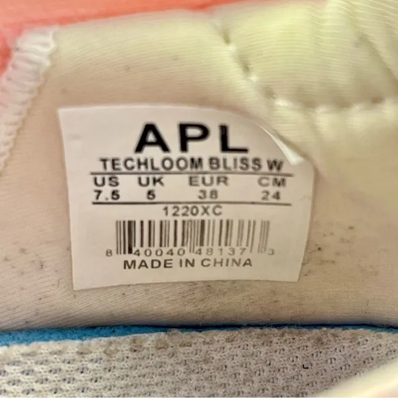 APL Pink Techloom Bliss Sneakers Sz 7.5 Slip On Travel Comfort Casual Athletic