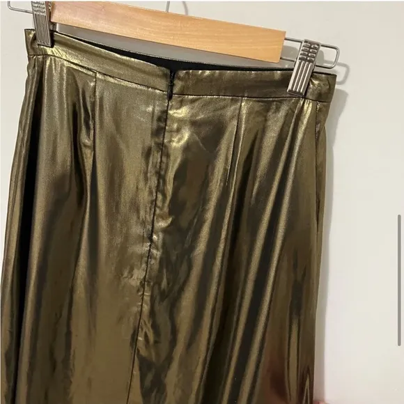 Aritzia Wilfred Gold Foil Satin Midi Slip Skirt Metallic Gold size 0