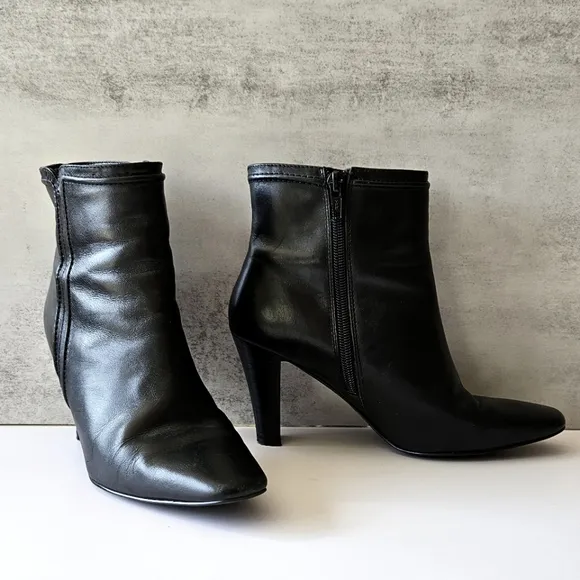 Bandolino Black Ankle Boots