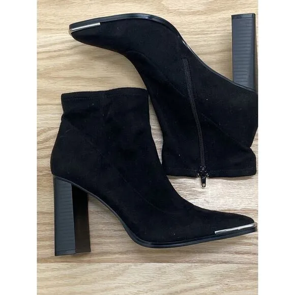 BCBGeneration Women’s Anlico Suede Block Heel Bootie Black Sz 9.5