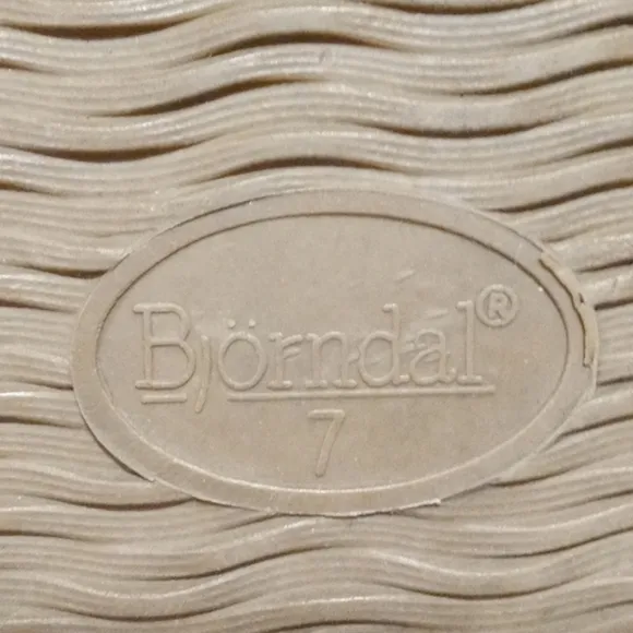 Bjorndal Joey leather and real wool lining…