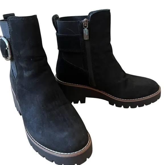BLONDO DANIKA BLACK NUBUCK BOOTS 7M WATERPROOF ANKLE ZIP LUG SOLE EDGY CASUAL