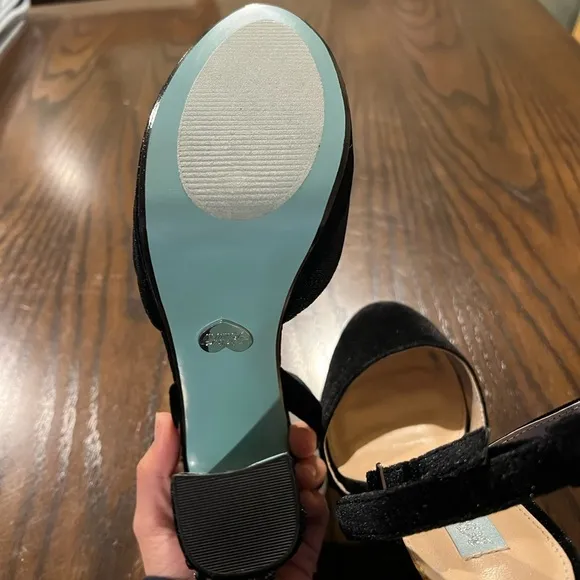 Blue By Betsey Johnson Round Toe Velvet Platform Heels With Beaded Heel Size 10
