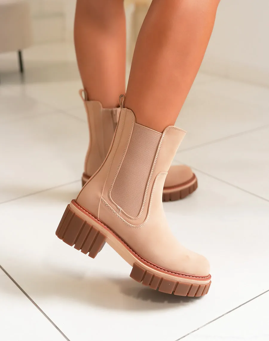 Bottines beige foncé à semelle marron et liseré camel