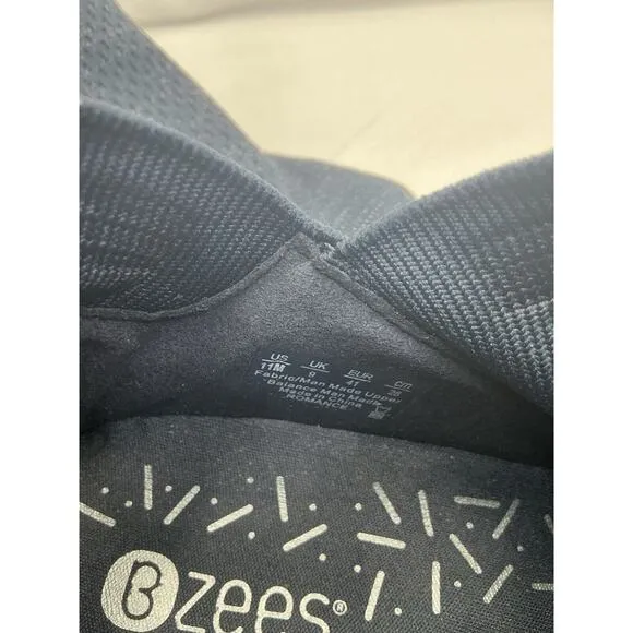 Bzees Enhance Step-In Bootie Mens-size 11 Navy Blue