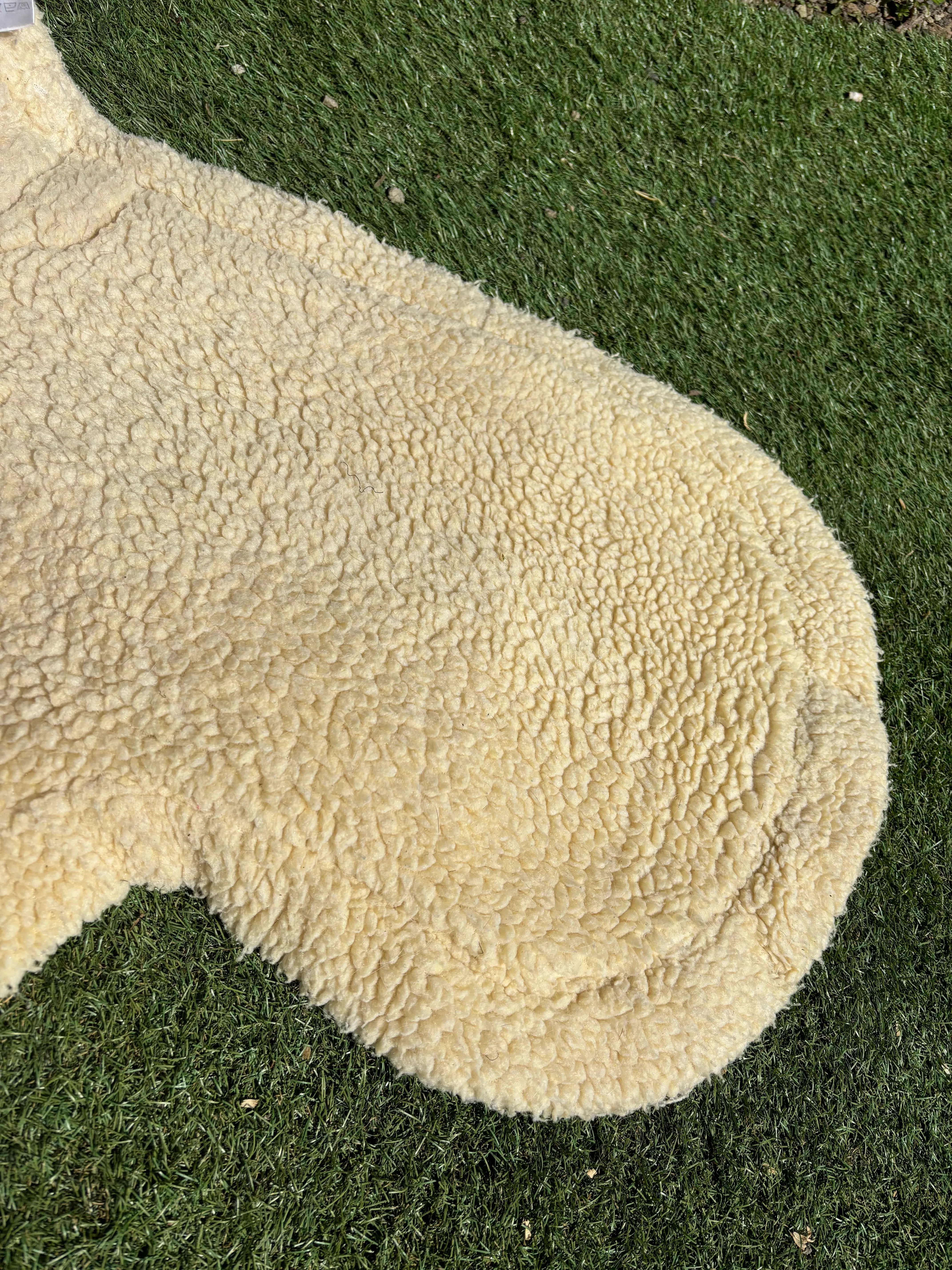 Caramel fleece lined numnah F/XF ❤️