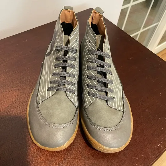 Cat / Kitty Hightops