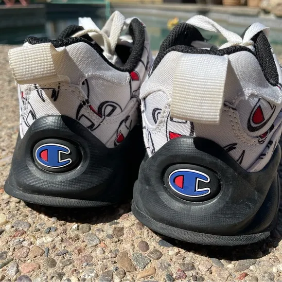 Champion 93 Eighteen &quot;Repeat C&quot; Logo White/Black Sneakers Youth 5