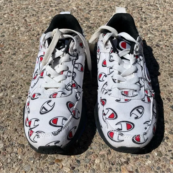 Champion 93 Eighteen &quot;Repeat C&quot; Logo White/Black Sneakers Youth 5