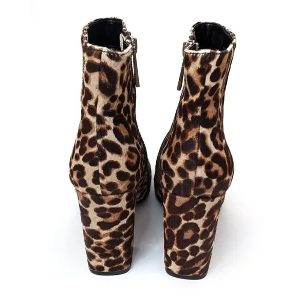 𝅺charles David Leopard Print Calf Hair Ankle Boots NWOB 7.5