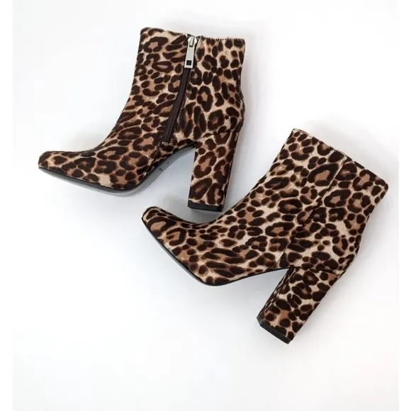 𝅺charles David Leopard Print Calf Hair Ankle Boots NWOB 7.5