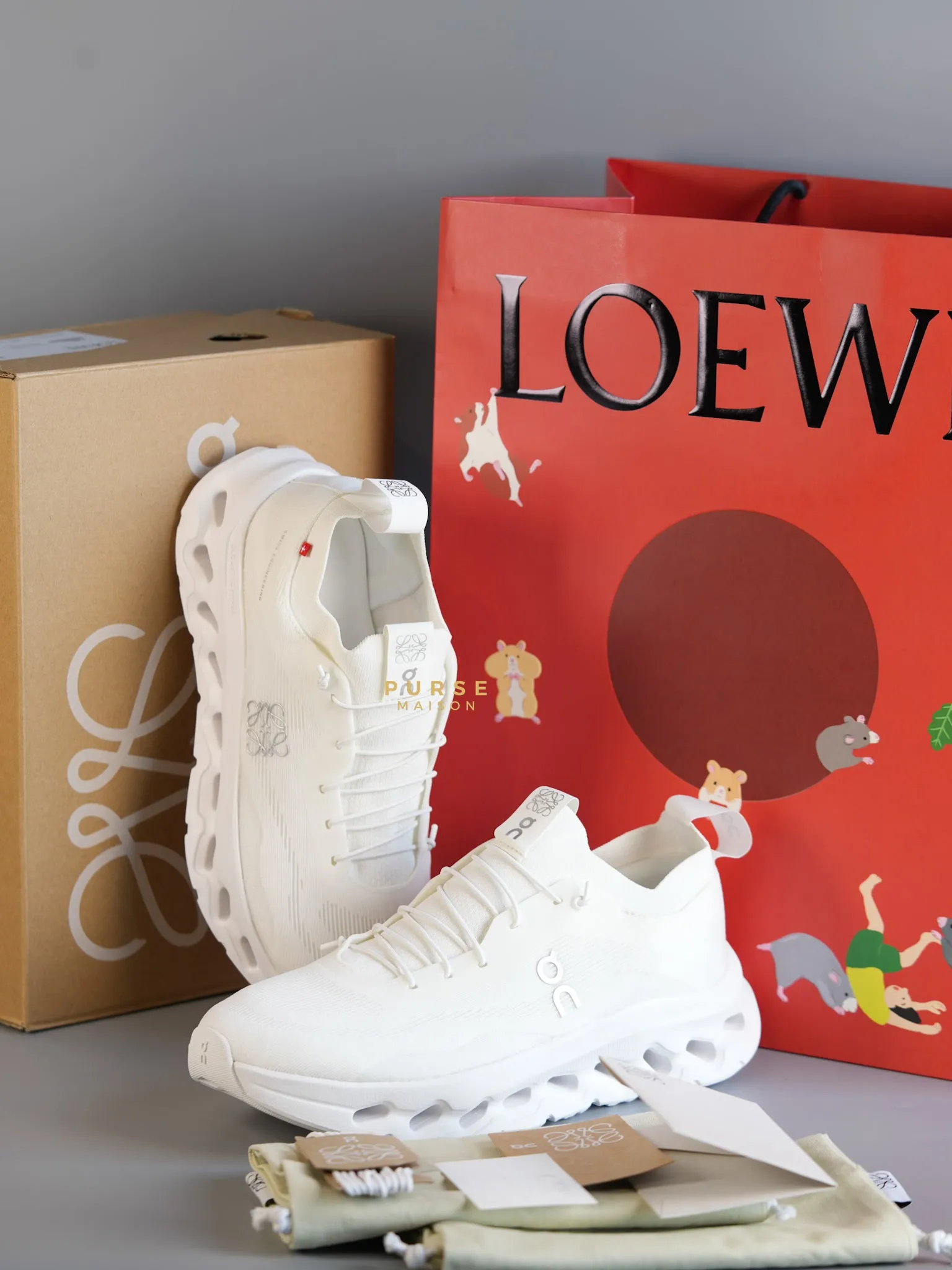 Cloudtilt All White Sneakers Size 42 EU (26cm)