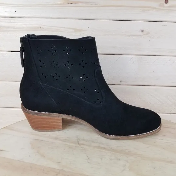 Cole Haan Womens 5.5 B Jayne W16362 Black Suede Perforated Ankle Boot Bootie NEW
