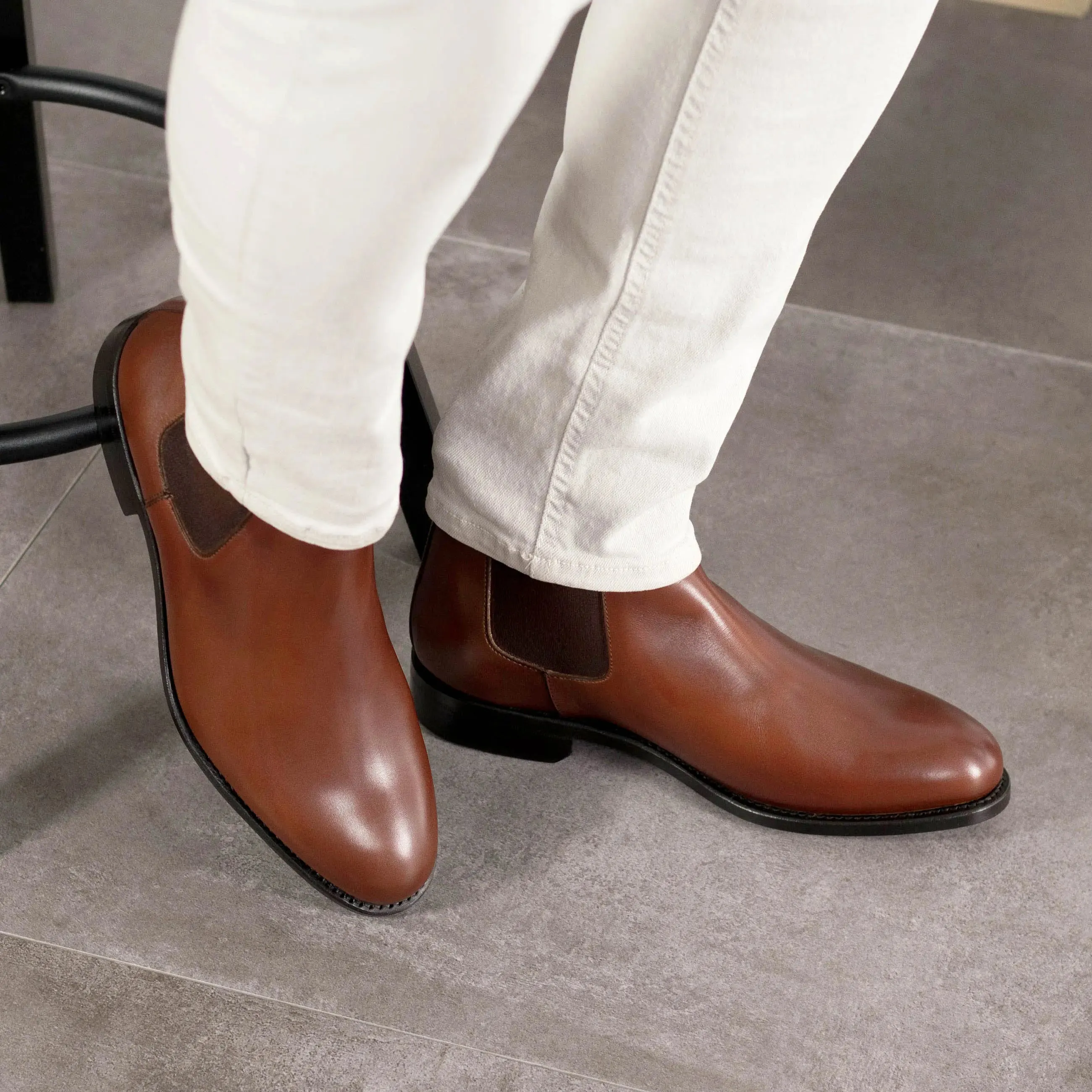 DapperFam Monza in Med Brown Men's Italian Leather Chelsea Boot