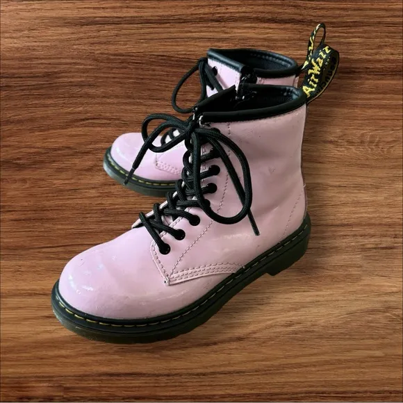 Dr Martens‎ Boots Junior Size 13 Kids Patent Pink Lace Up Boots
