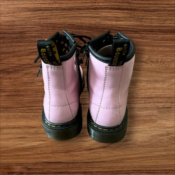 Dr Martens‎ Boots Junior Size 13 Kids Patent Pink Lace Up Boots