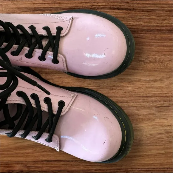 Dr Martens‎ Boots Junior Size 13 Kids Patent Pink Lace Up Boots