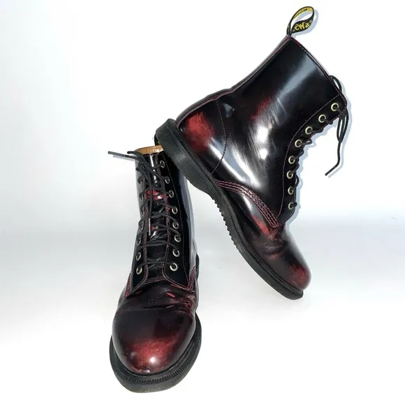 DR. MARTENS “Elsham” Arcadia cherry red lace up combat boot women US 9L / EU41