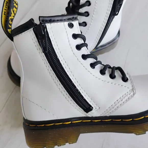 Dr Martens NEW Toddler 1460 Leather Lace Up Boots