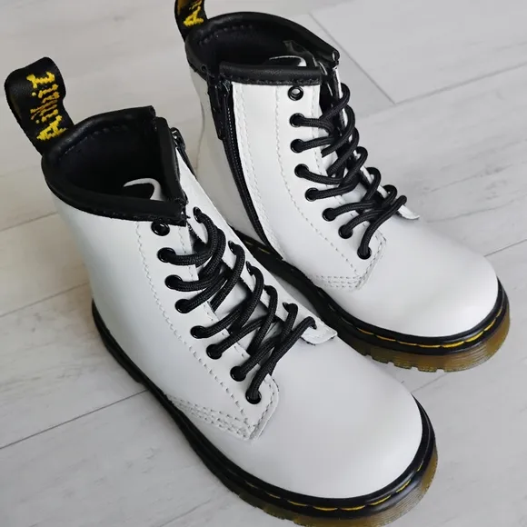 Dr Martens NEW Toddler 1460 Leather Lace Up Boots