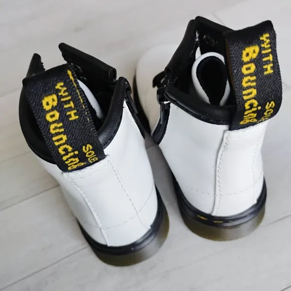 Dr Martens NEW Toddler 1460 Leather Lace Up Boots