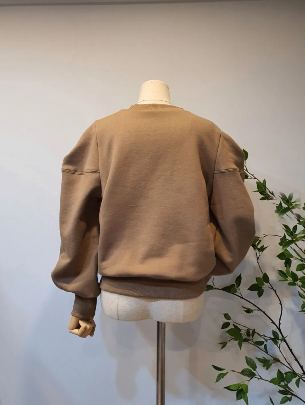 Fleece-lined Puff Sleeve Sweatshirts