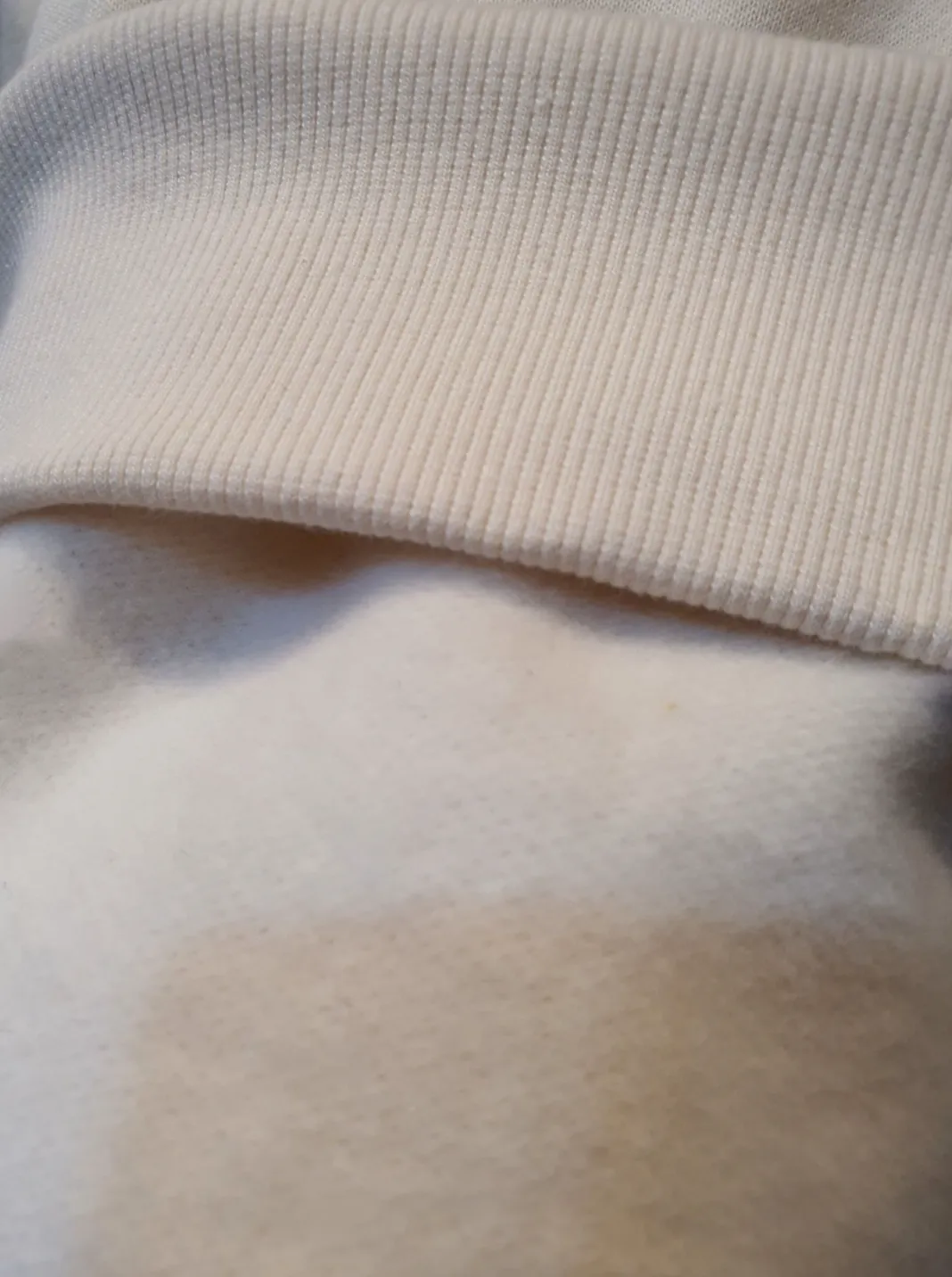 Fleece-lined Puff Sleeve Sweatshirts