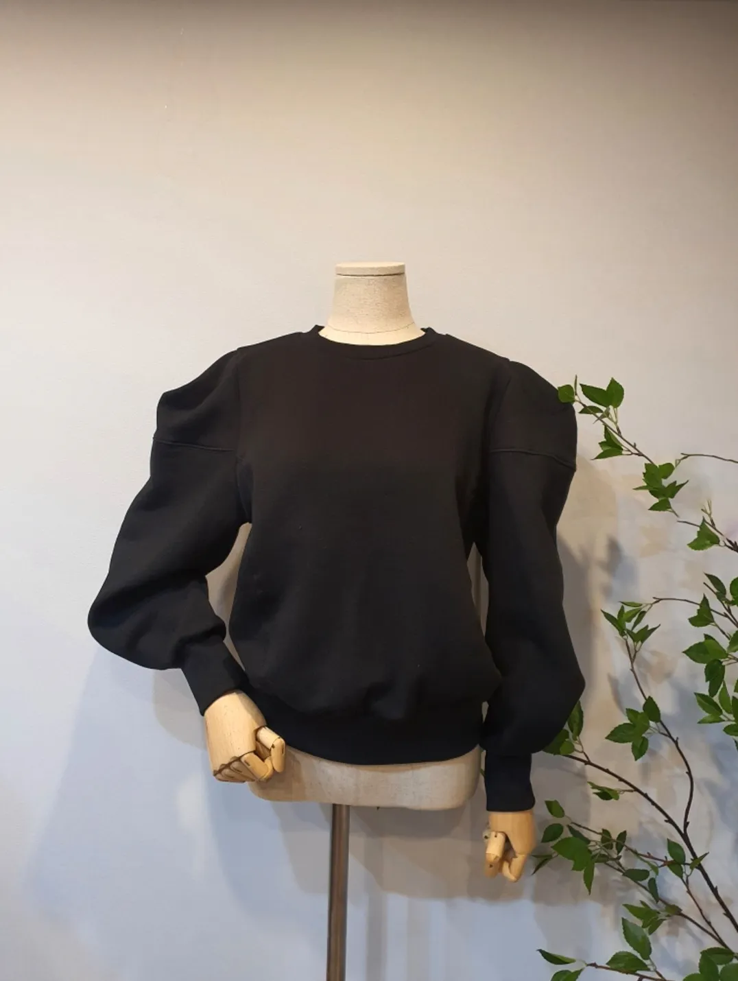 Fleece-lined Puff Sleeve Sweatshirts