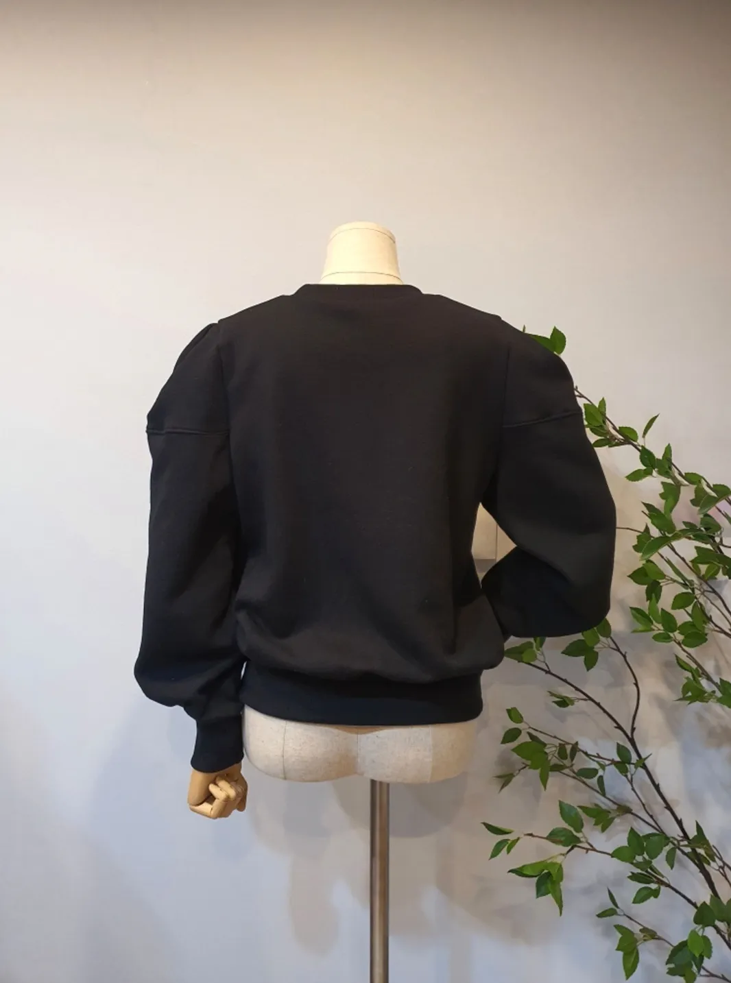 Fleece-lined Puff Sleeve Sweatshirts