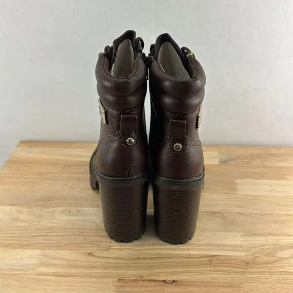 GBG Los Angeles Sheeva Lace Up Lug Sole Booties- Dark Brown- Size 6.5 M- NIB