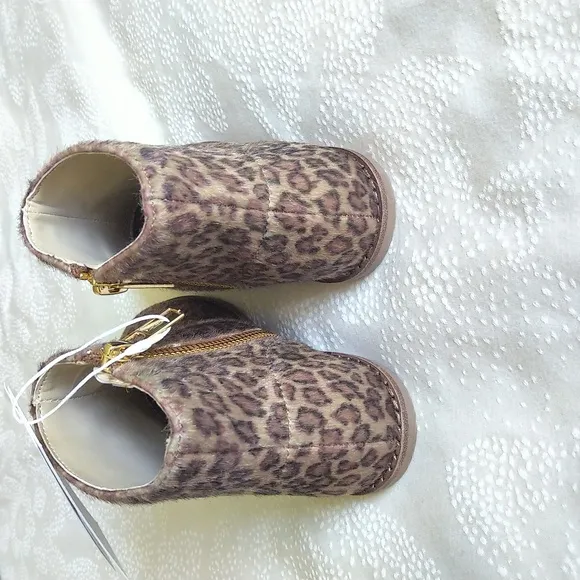 Janie and Jack Leopard print ankle boots