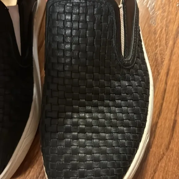 Johnston &amp; Murphy woven leather slip one