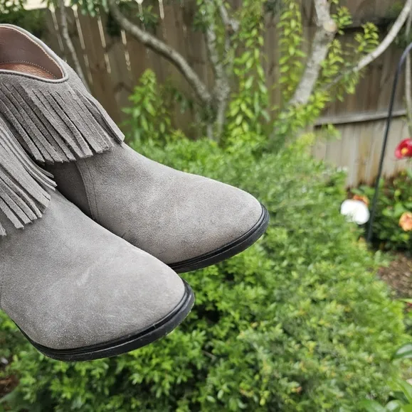 Joie leather Joie Loren Fringe Ankle Booties High Heel Gray Suede boots 9