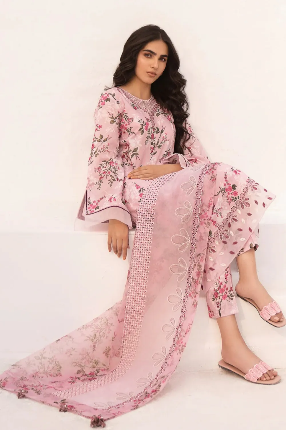 Khaddar 3PC Printed Q0449