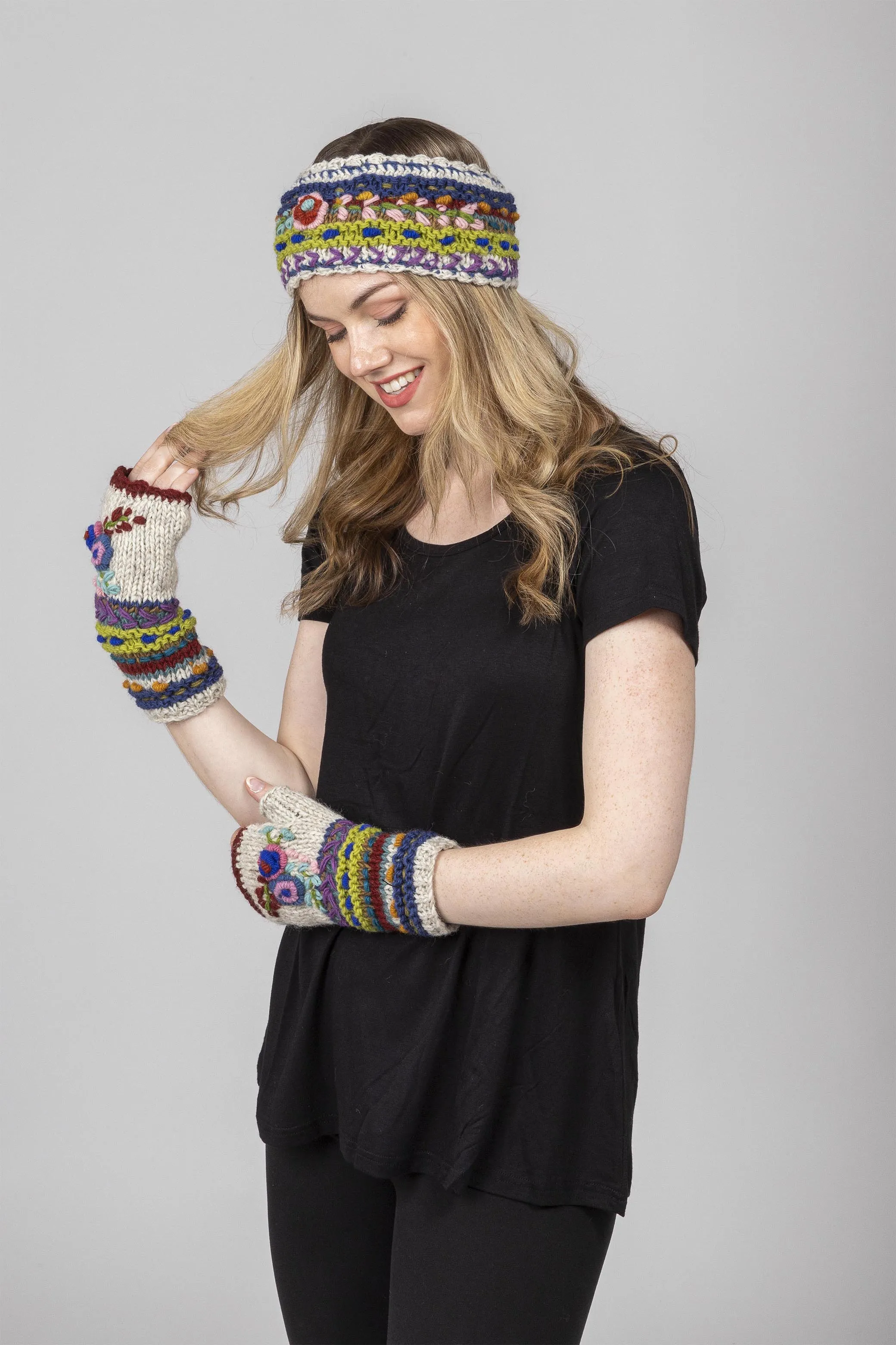 Lama Embroidery Handwarmer