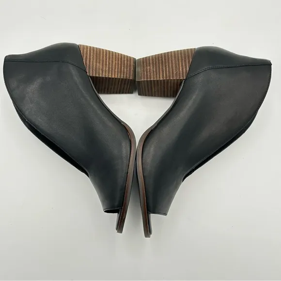 Lucky Brand Joal Heeled Ankle Bootie Shoe Size 10M Leather Slip On Black Neutral