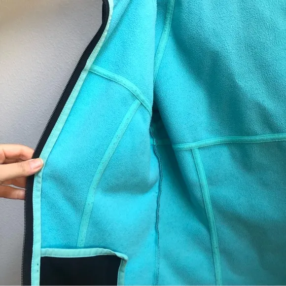 Lucy Athletic Fleece Lined Jacket with Hoodie size Small