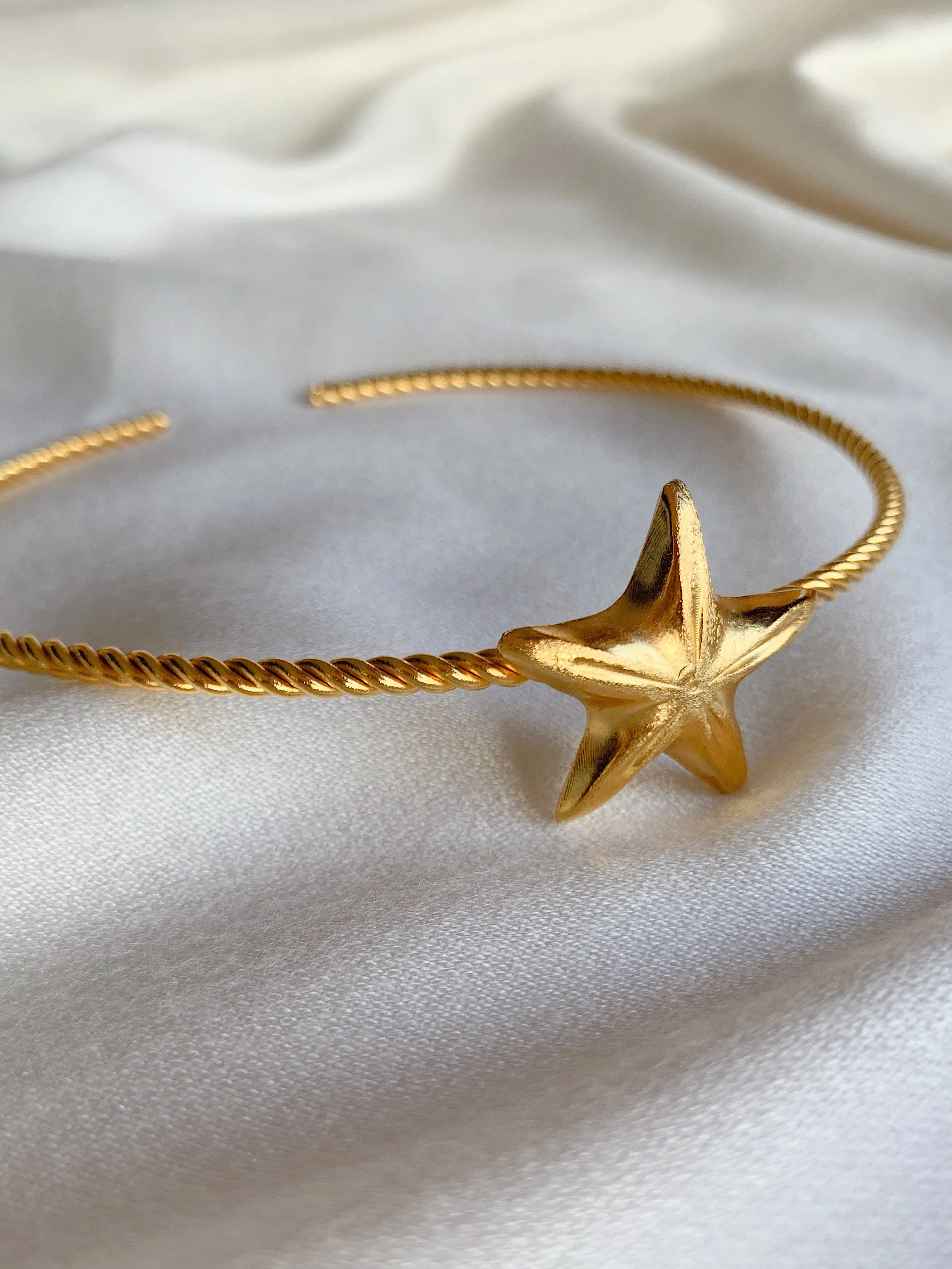 Lucy Choker