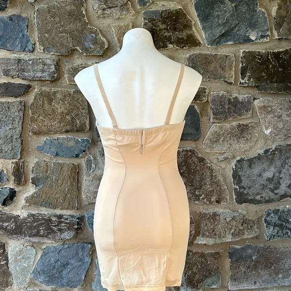 MAIDENFORM Women's Firm Control Strapless Convertible Size 38D