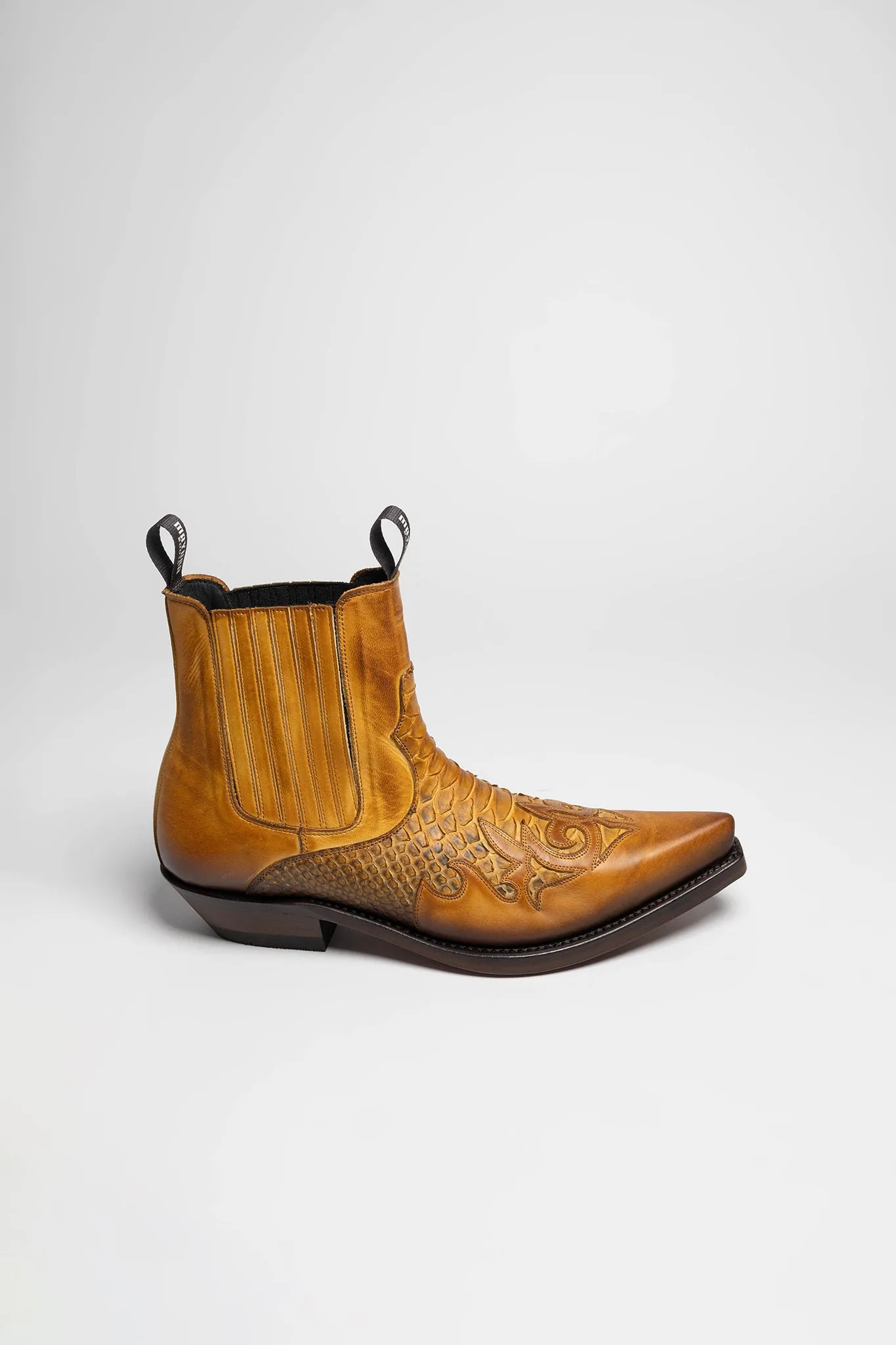 MB2500 Herren Cuero