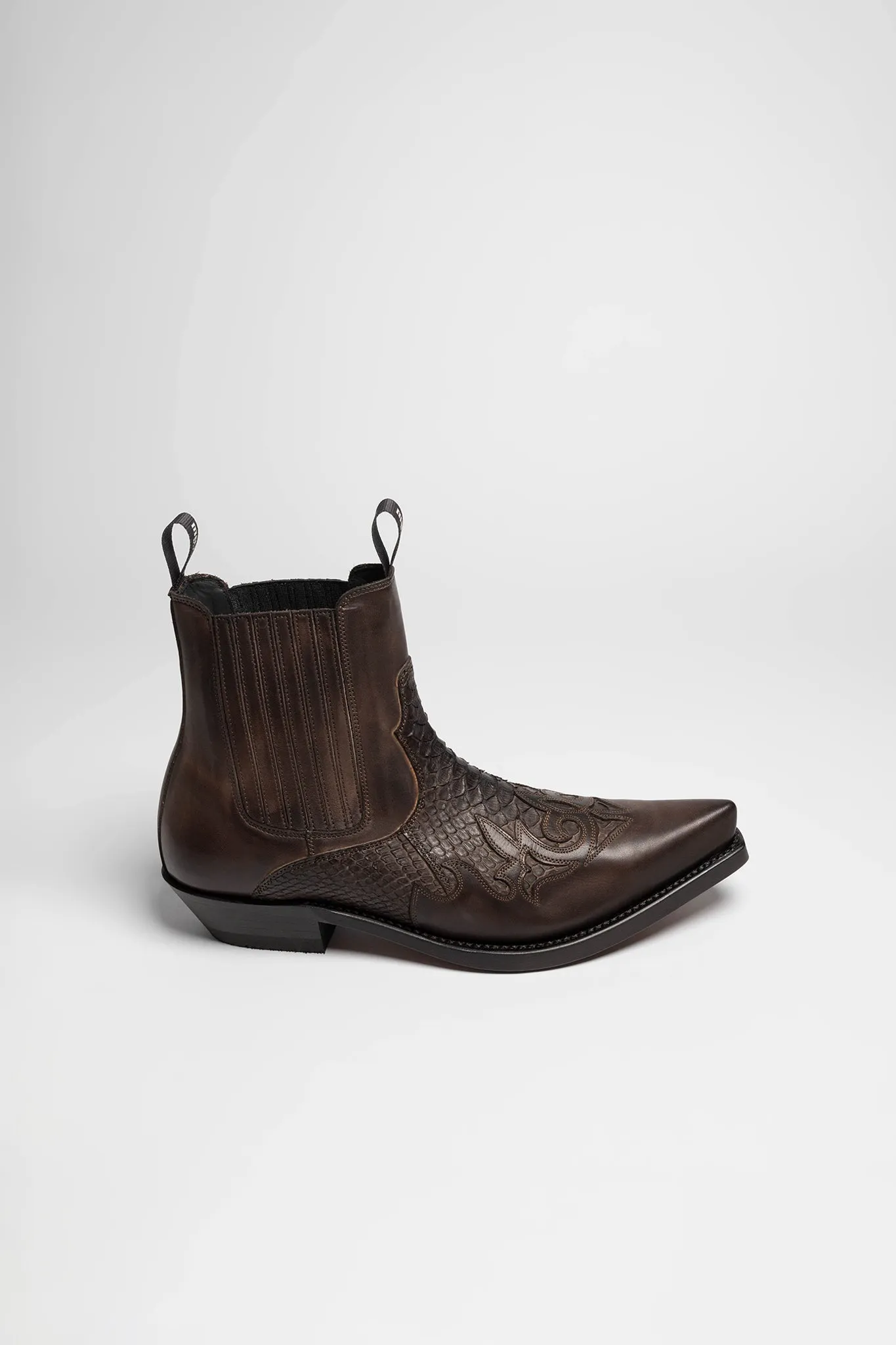 MB2500 Herren Marron