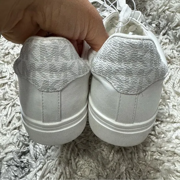 MICHAEL Michael Kors NEW White Logo Sneakers Kids 5.5/ Women’s 7.5