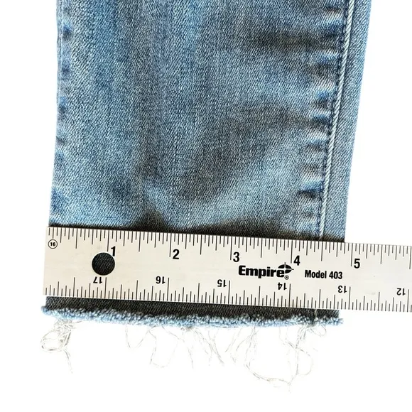 MOTHER The Stunner Ankle Fray Size 24 Hit The Jackpot Light Wash Blue Distressed