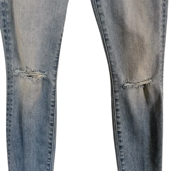 MOTHER The Stunner Ankle Fray Size 24 Hit The Jackpot Light Wash Blue Distressed