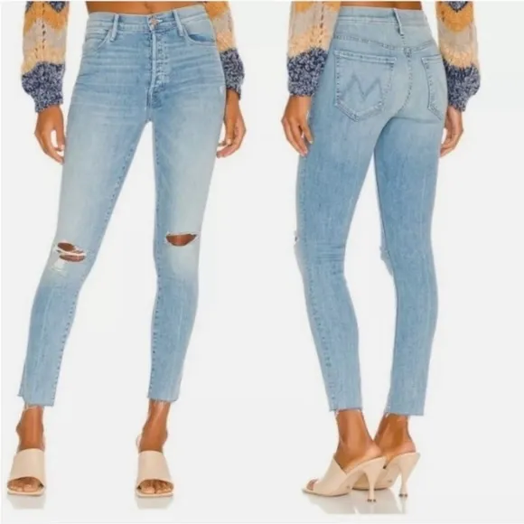 MOTHER The Stunner Ankle Fray Size 24 Hit The Jackpot Light Wash Blue Distressed